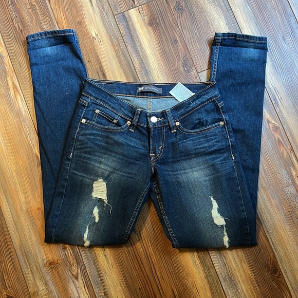 Levi’s Distressed 524 Too Superlow Jeans, Size 1M (25x32) - Picture 8 of 14